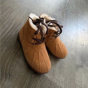 Ugh Cozy Brown Kids Boots